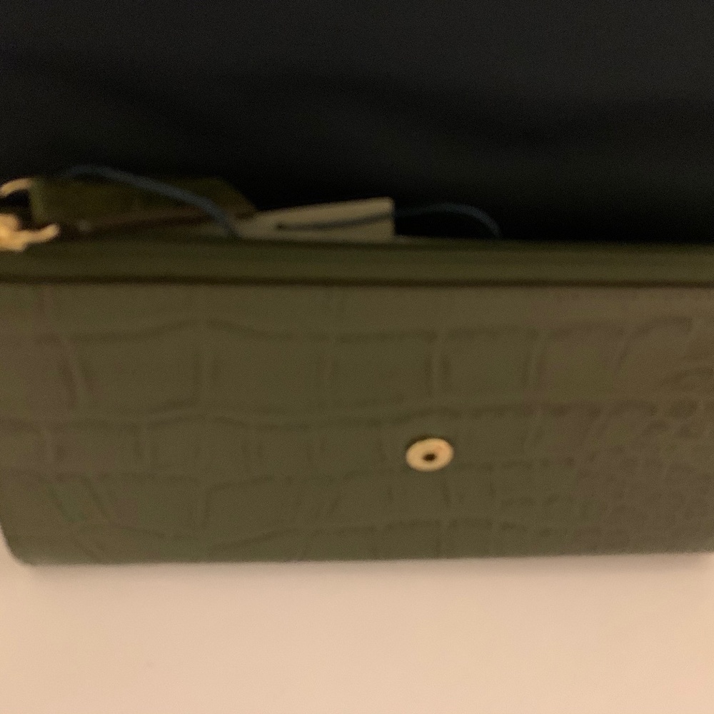 Cole Haan - Picture 3 of 6